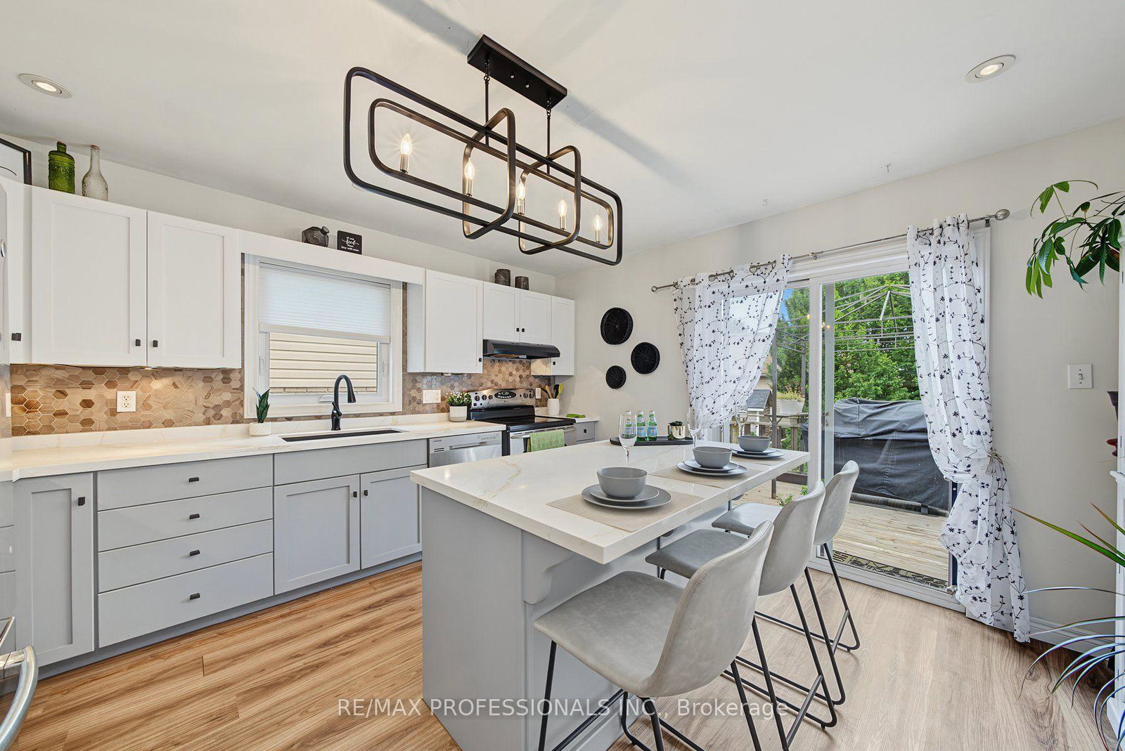 3-oliver-court-brantford-ontario-x13768864