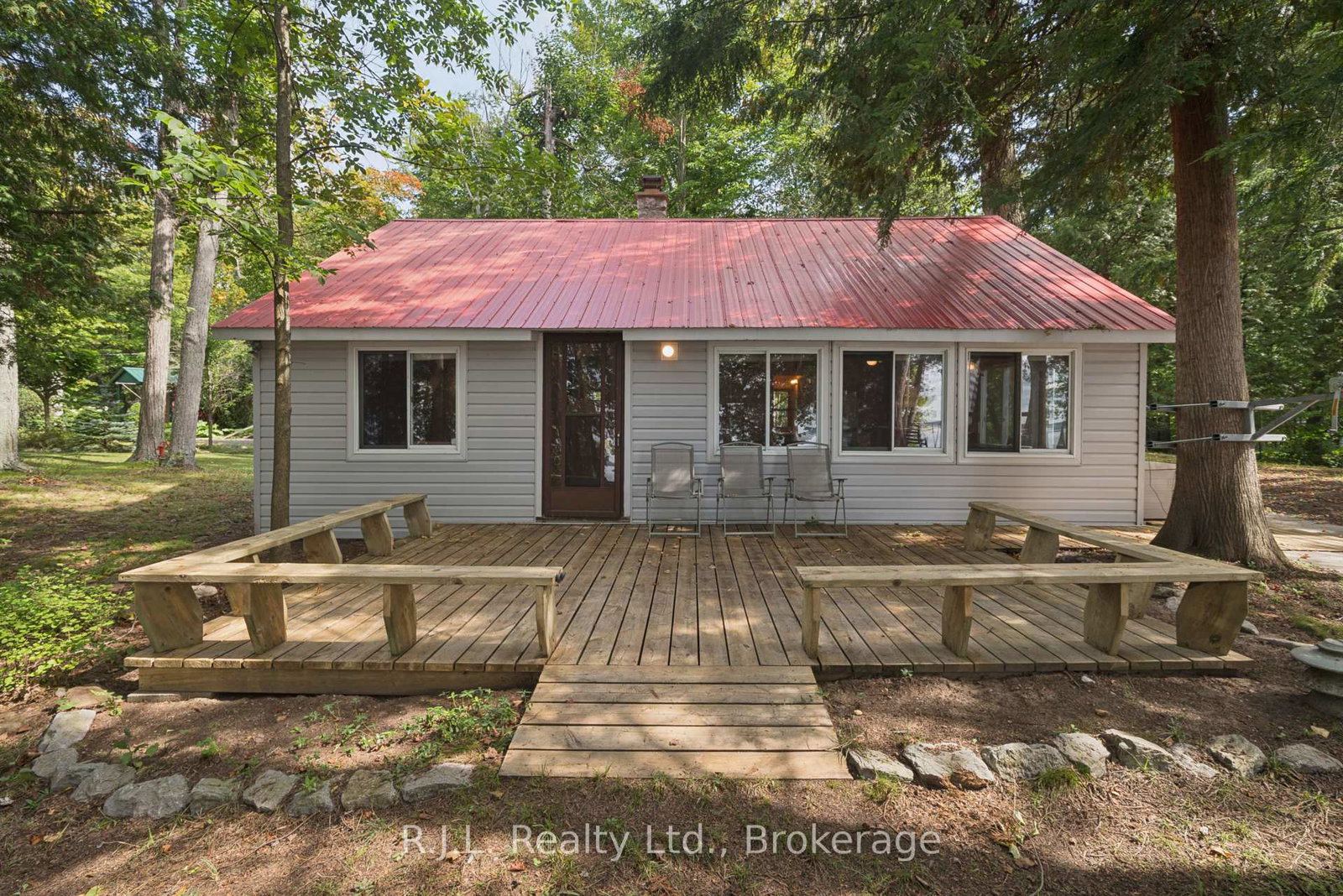 32-fire-route-41a-havelock-belmont-methuen-ontario-x13769354