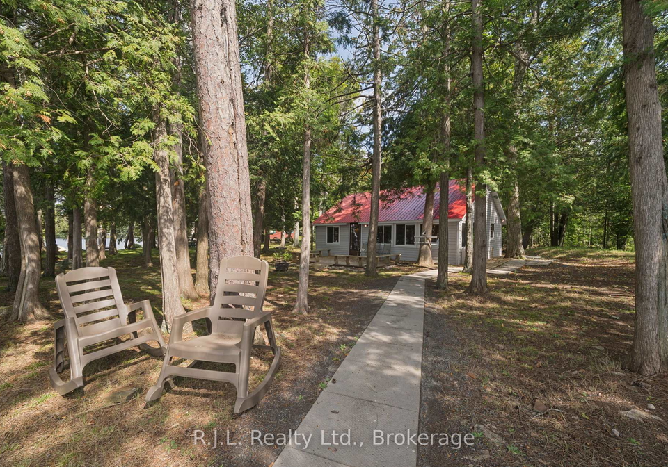 32-fire-route-41a-havelock-belmont-methuen-ontario-x13769354