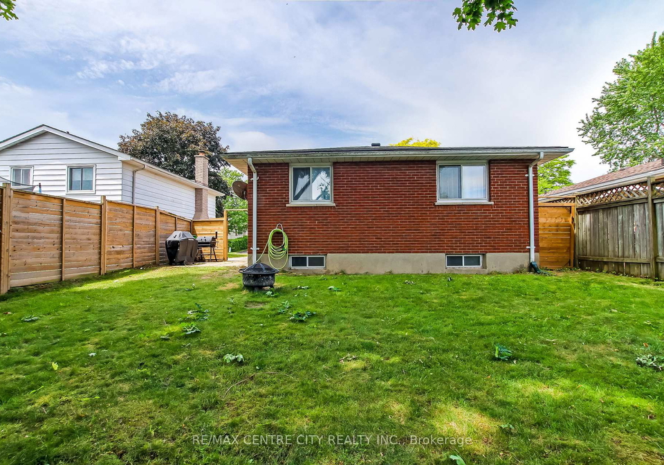 91-moore-avenue-aylmer-ontario-x13769366