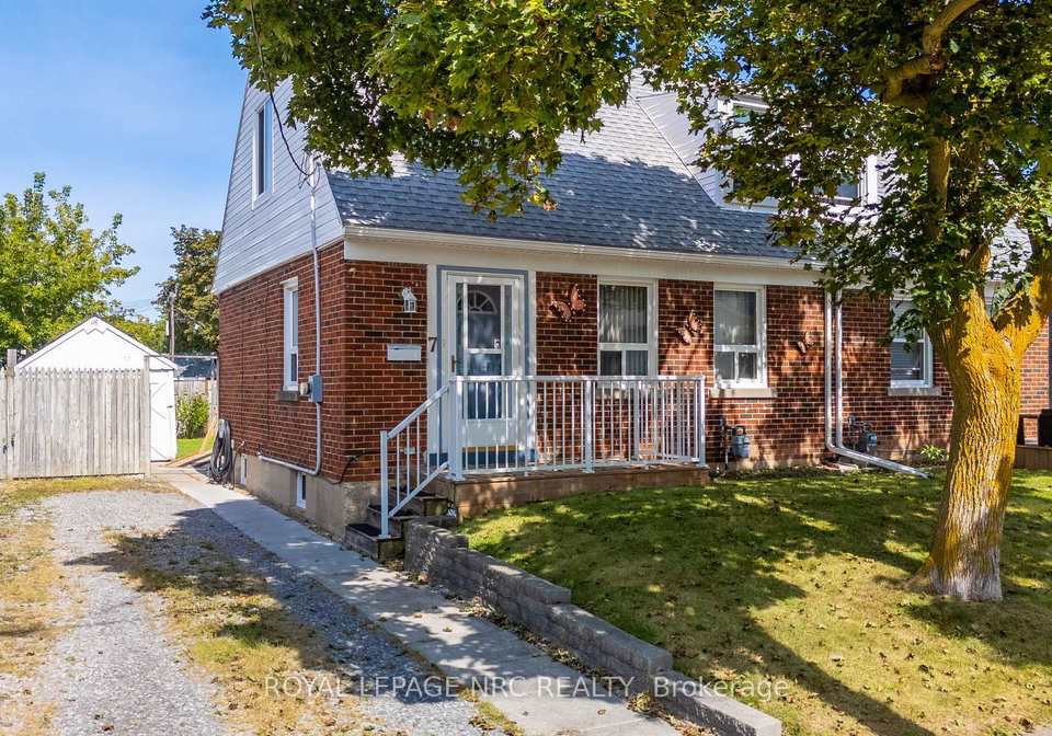 7-beard-place-st-catharines-ontario-x13769432
