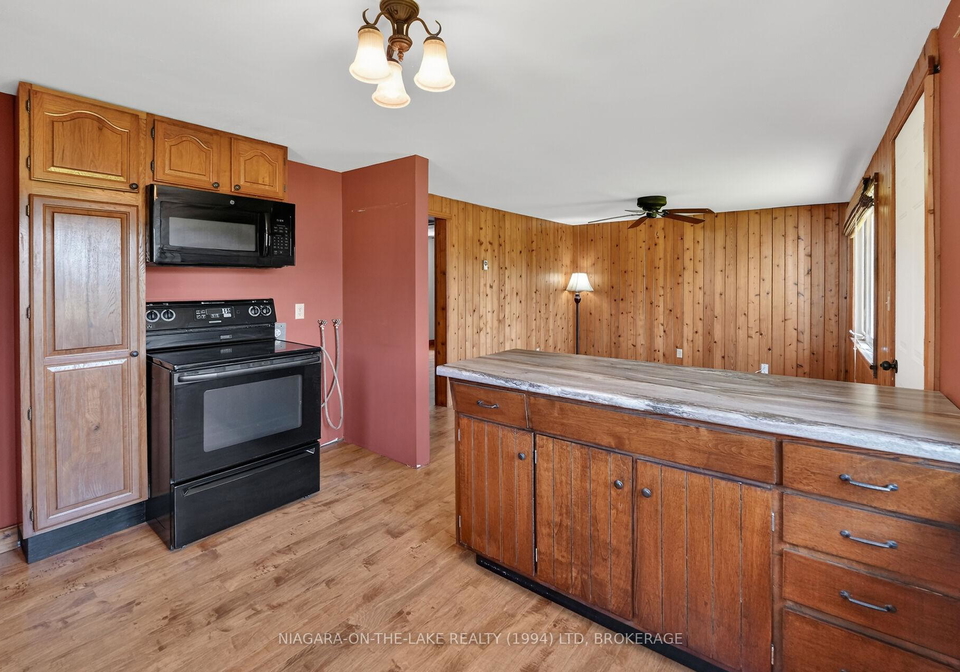 527-empire-road-port-colborne-ontario-x13769632