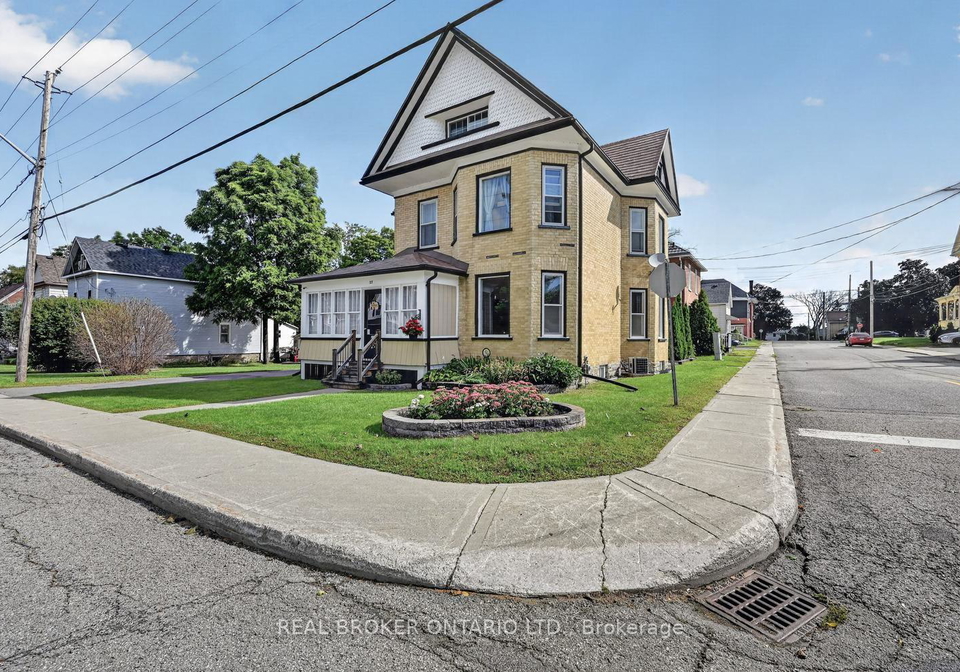 27-abel-street-smiths-falls-ontario-x13769792