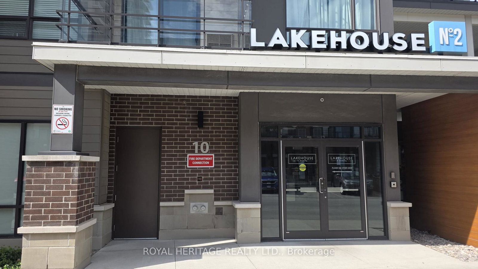 10-esplanade-lane-grimsby-ontario-x13769856