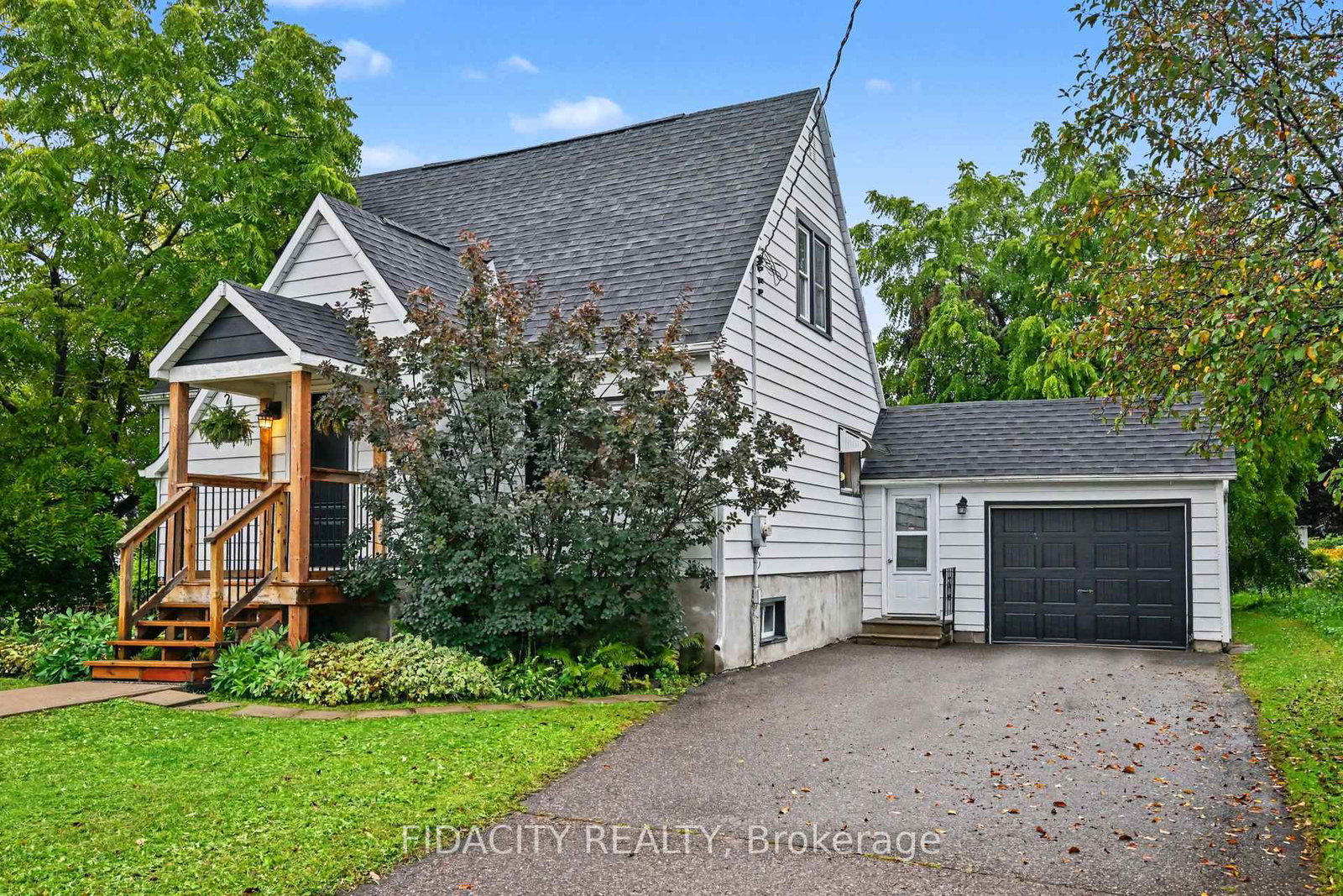 7-truelove-street-whitewater-region-ontario-x13769964
