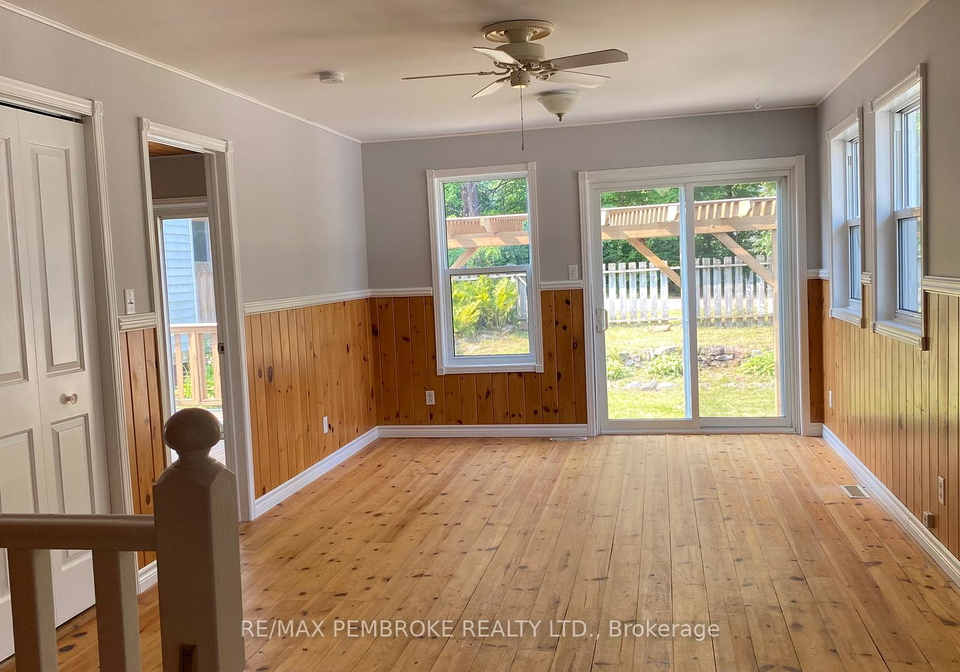53-huron-street-deep-river-ontario-x13770018