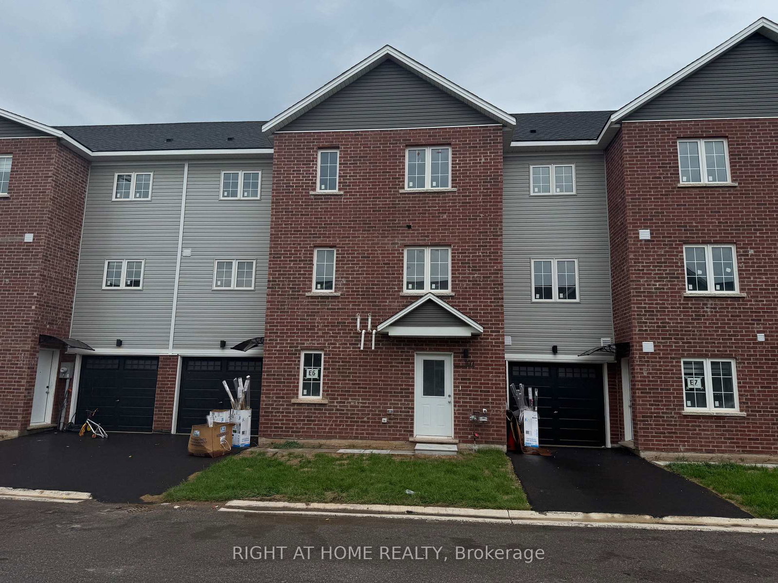 107-highriver-trail-welland-ontario-x13770020