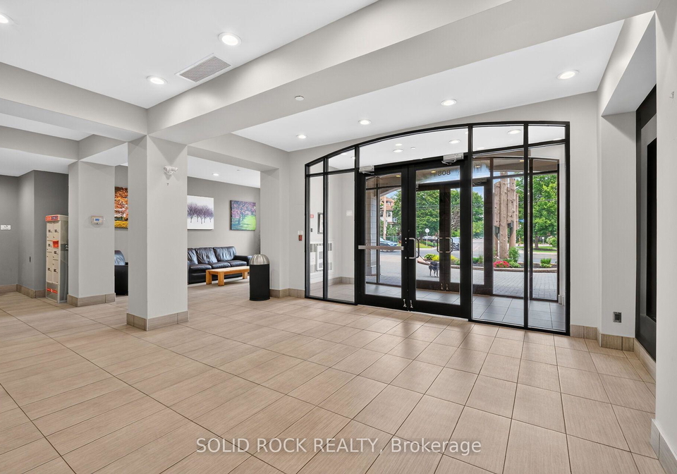 808-bronson-avenue-ottawa-ontario-x13770150