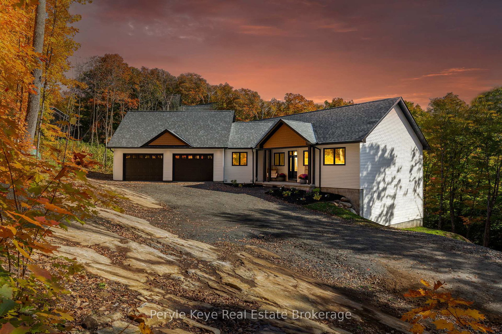 1140-walkers-glenn-crescent-lake-of-bays-ontario-x13770342