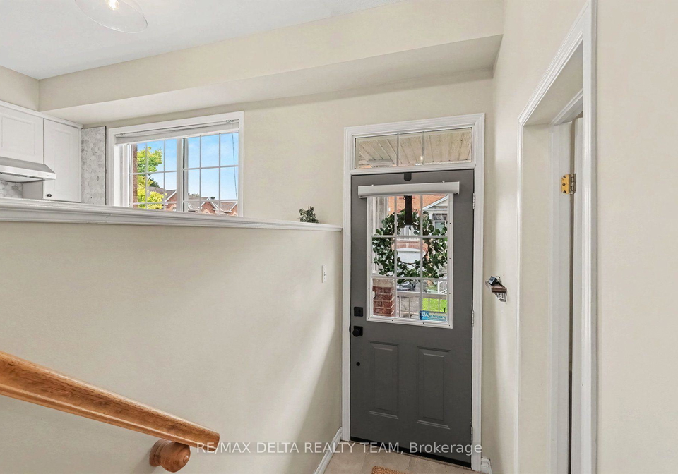 2-bellflower-private-nw-ottawa-ontario-x13770430
