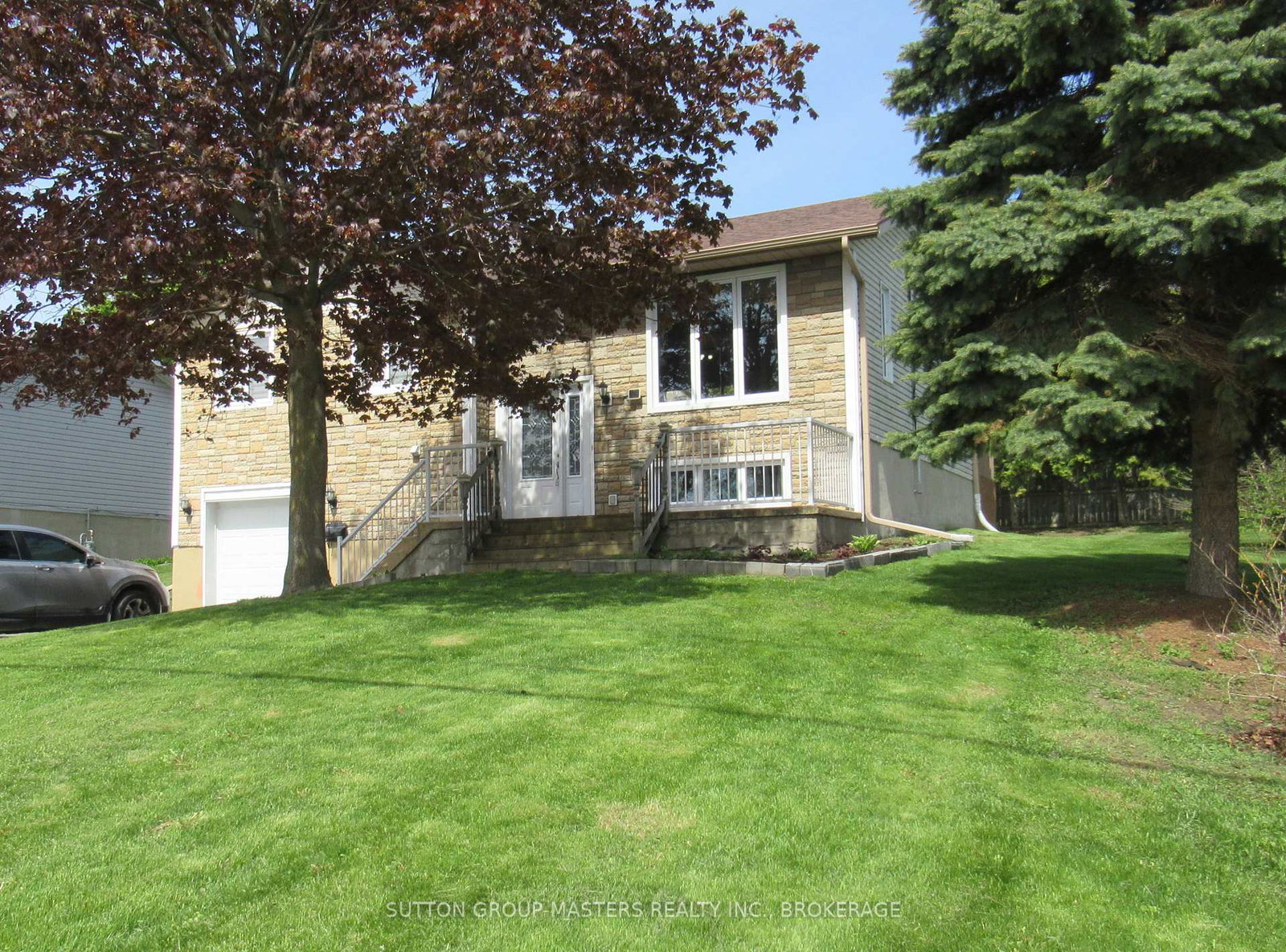4571-bath-road-loyalist-ontario-x13770442