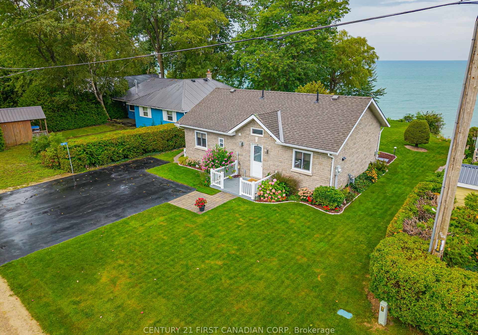71871-sunview-avenue-bluewater-ontario-x13770452