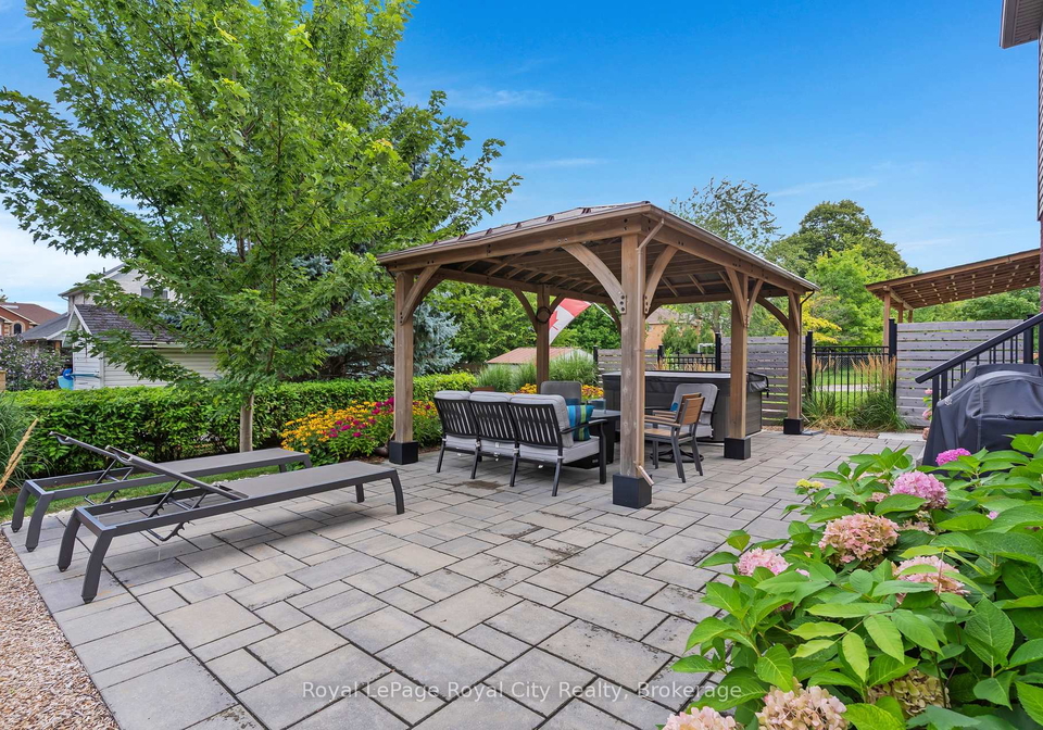96-timber-creek-crescent-cambridge-ontario-x13770486