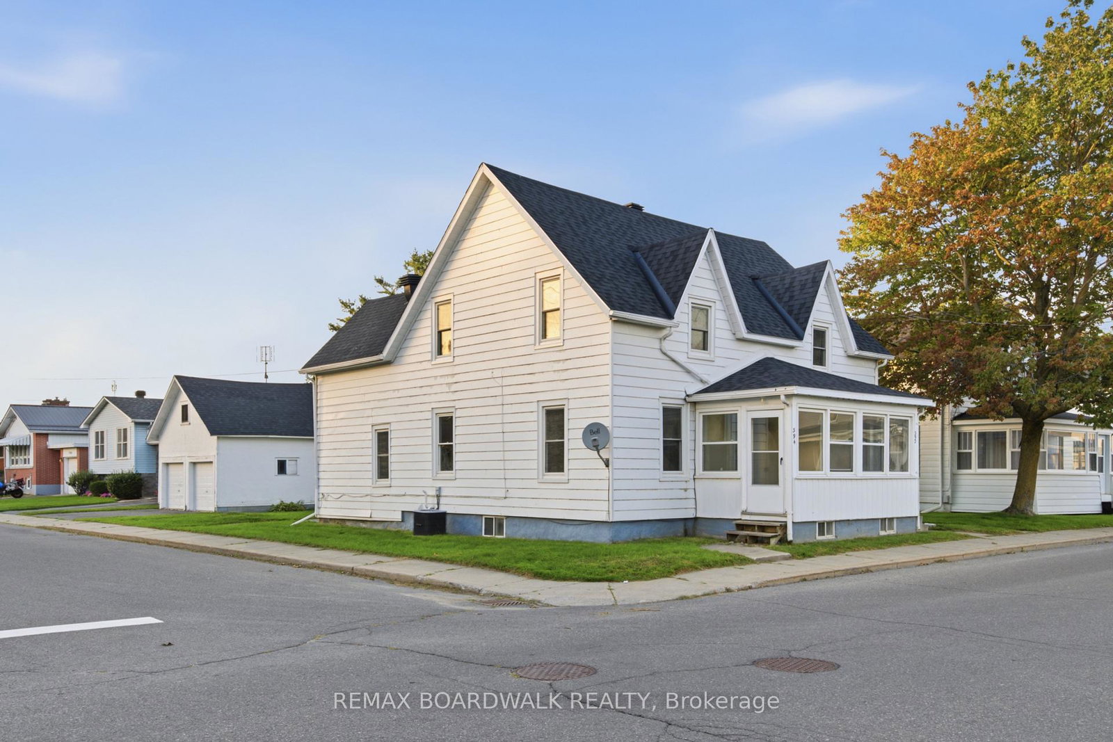 390-394-hyde-street-prescott-ontario-x13770498