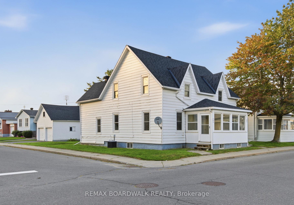 390-394-hyde-street-prescott-ontario-x13770498