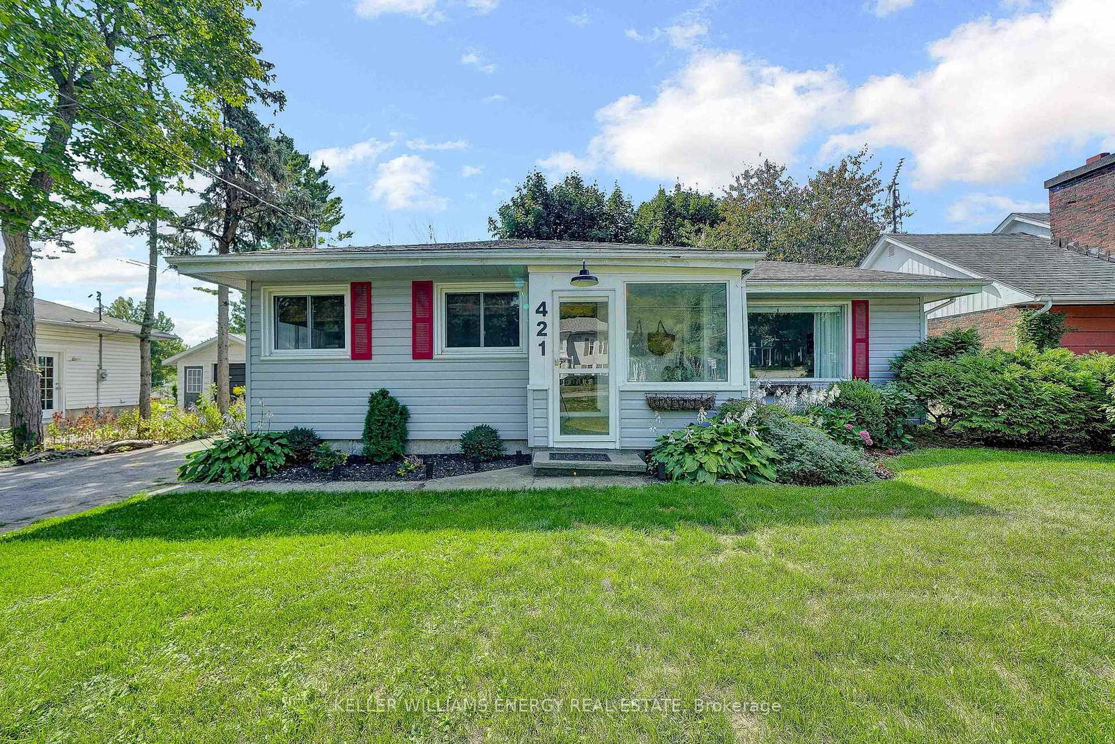 421-bloomfield-main-street-prince-edward-county-ontario-x13770654