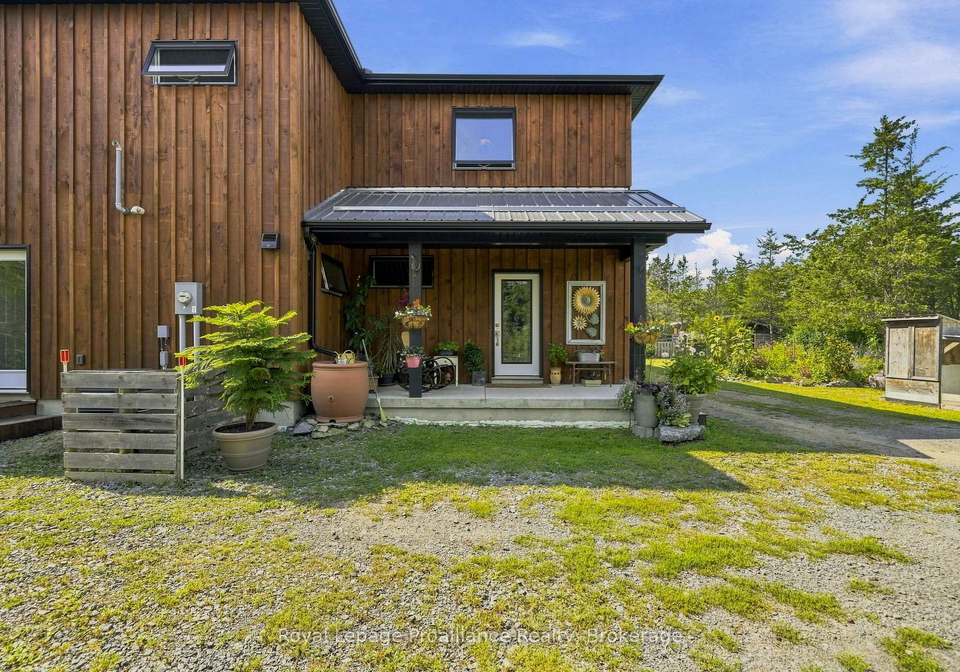 3646-county-road-8-prince-edward-county-ontario-x13770660