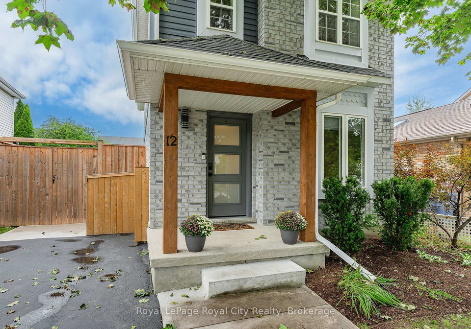 12-southcreek-trail-guelph-ontario-x13770666