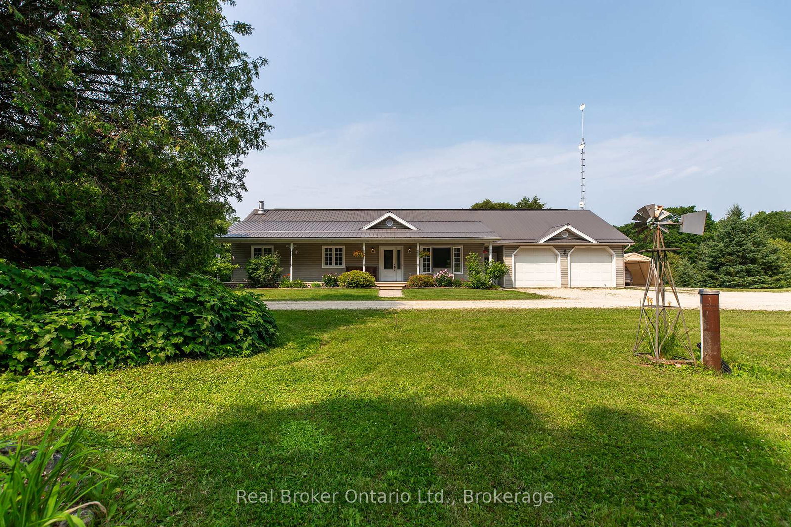 635064-euphrasia-holland-townline-grey-highlands-ontario-x13770742