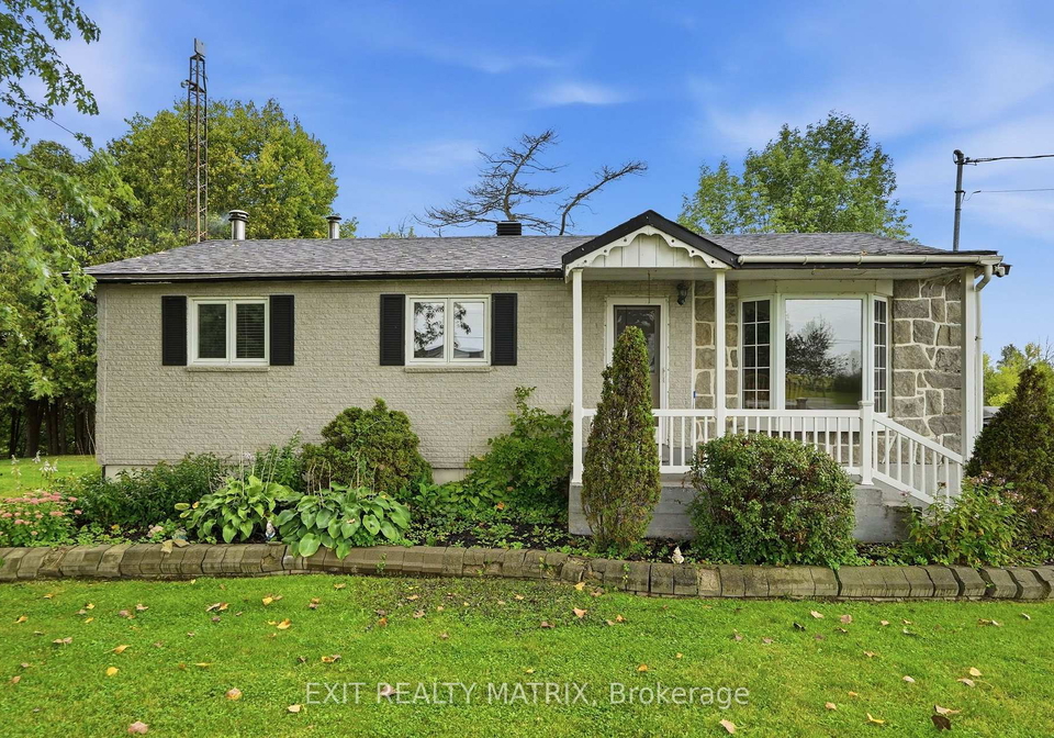 22215-laggan-glenelg-road-north-glengarry-ontario-x13771074