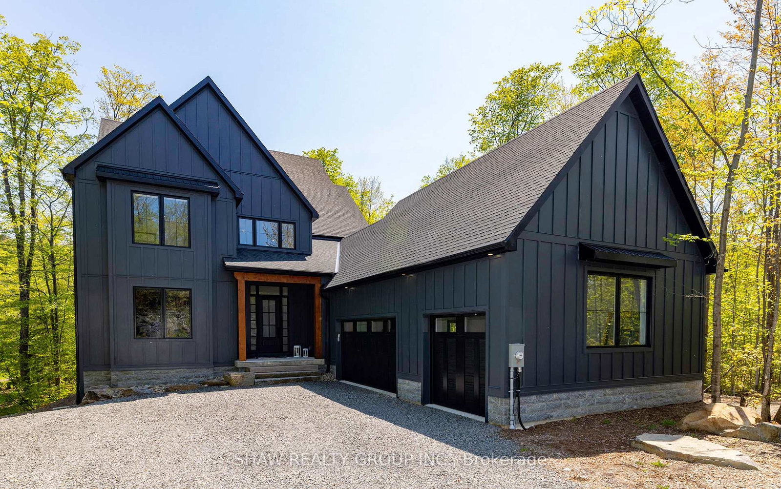 14-st-georges-court-huntsville-ontario-x13771266