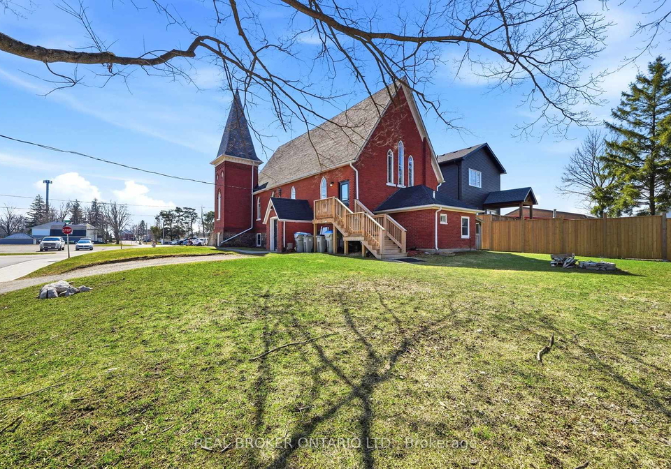 20-mill-street-e-perth-east-ontario-x13771272