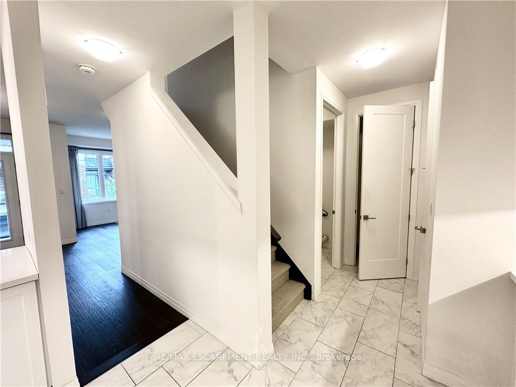 16-ritchie-lane-hamilton-ontario-x13771378