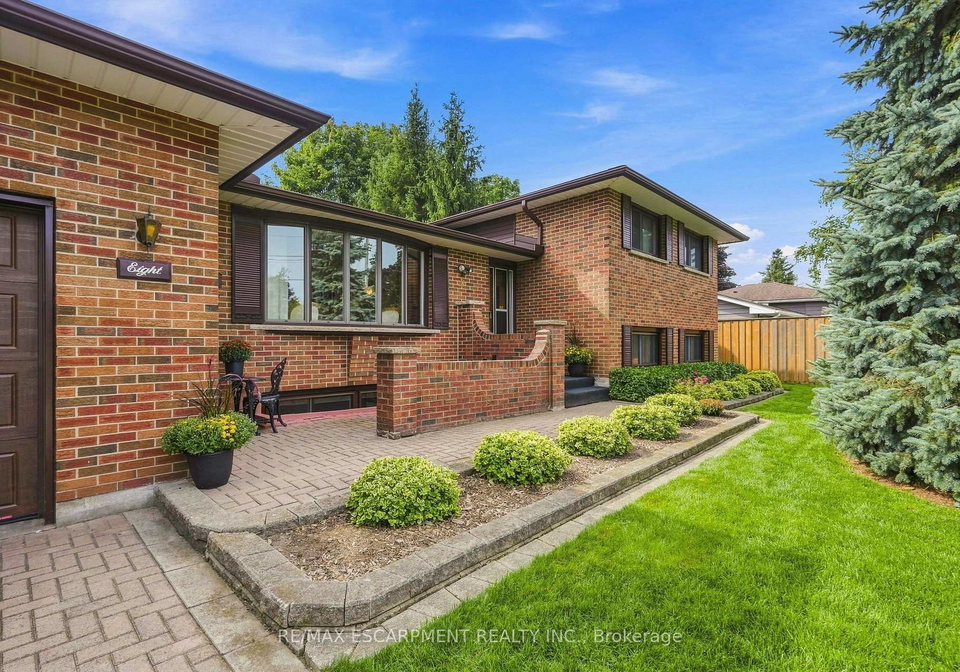 8-norbert-street-kitchener-ontario-x13771650