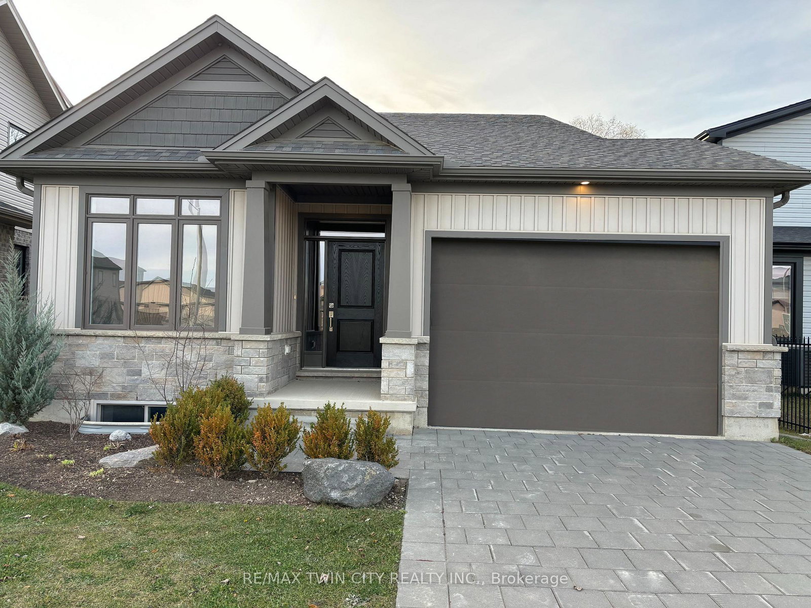 668-chelton-road-london-south-ontario-x13771886