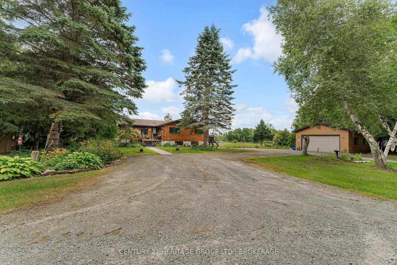 137-old-river-road-w-leeds-and-the-thousand-islands-ontario-x13771978