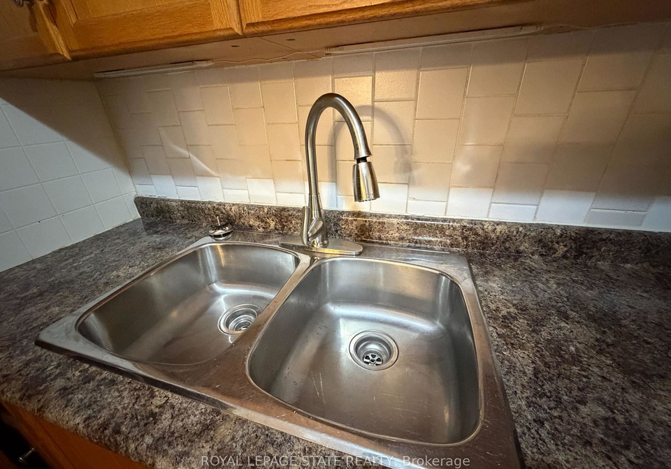 79-edinburgh-avenue-hamilton-ontario-x13772186
