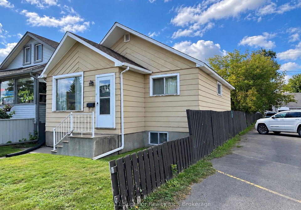 819-may-street-n-thunder-bay-ontario-x13772214