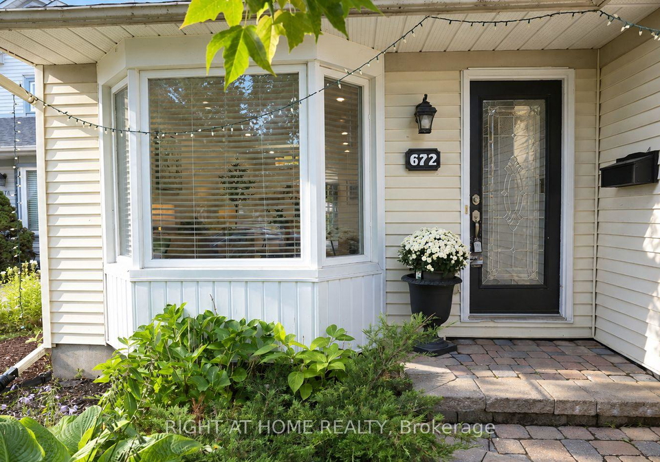 672-farmbrook-crescent-ottawa-ontario-x13772490