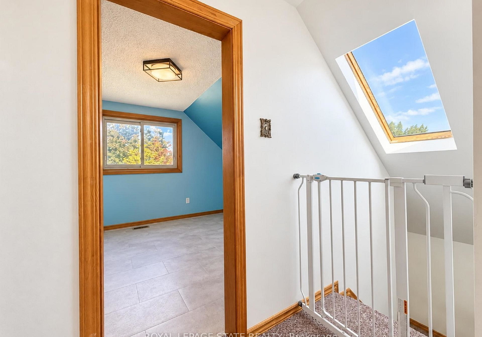 660-burgess-avenue-hamilton-ontario-x13772562