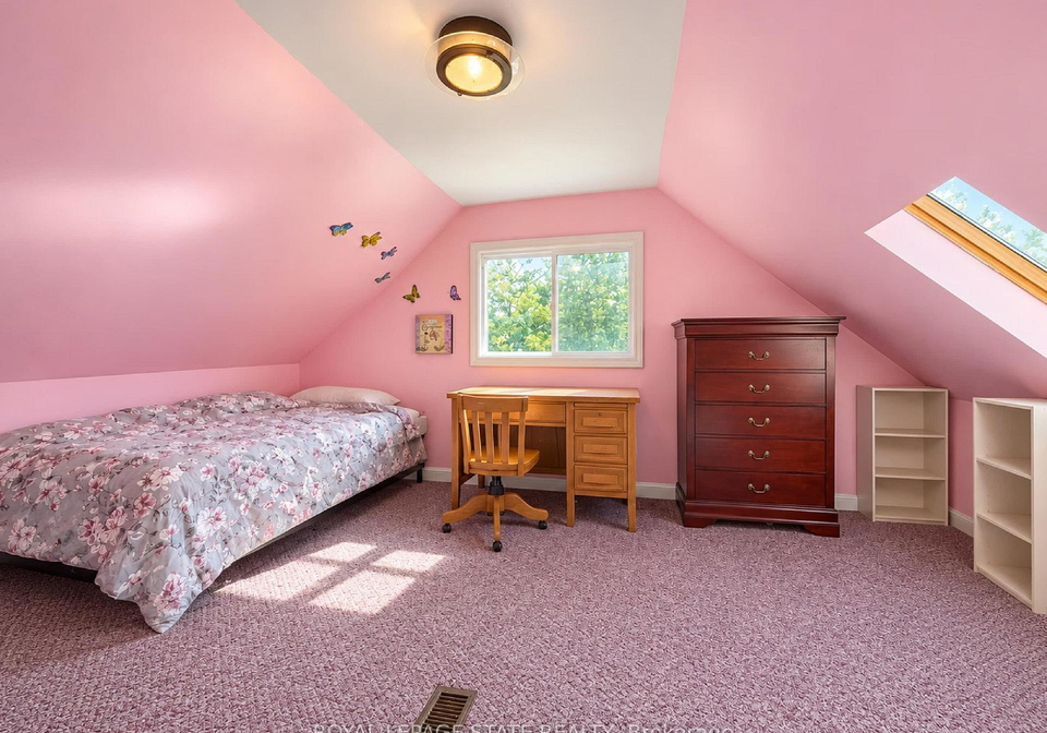 660-burgess-avenue-hamilton-ontario-x13772562