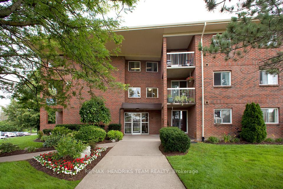 100-woodrow-street-st-catharines-ontario-x13772666