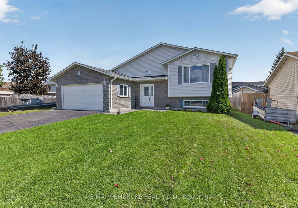 4-winfield-street-petawawa-ontario-x13772766