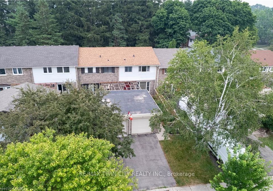 18-ralgreen-crescent-kitchener-ontario-x13772776