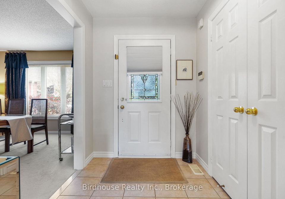 14-langton-place-kawartha-lakes-ontario-x13772884