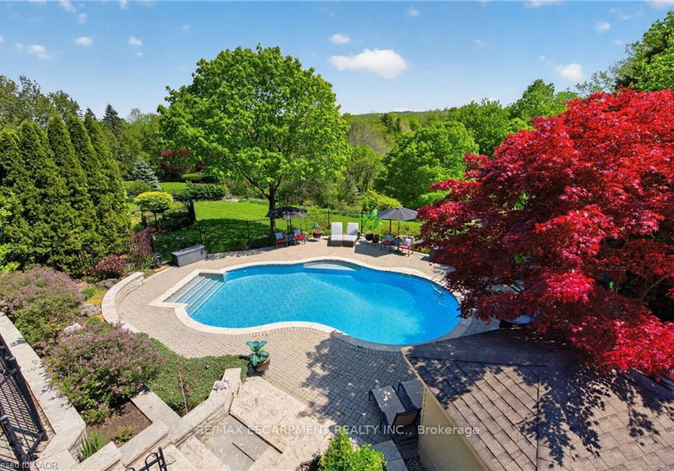 120-jerome-park-drive-hamilton-ontario-x13772960