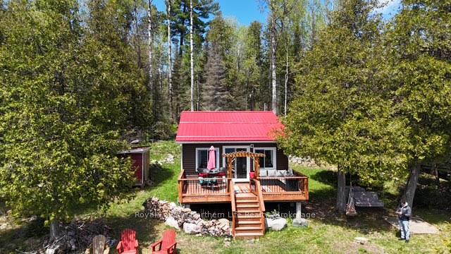 166-lake-temagami-island-27-island-temagami-ontario-x13773162