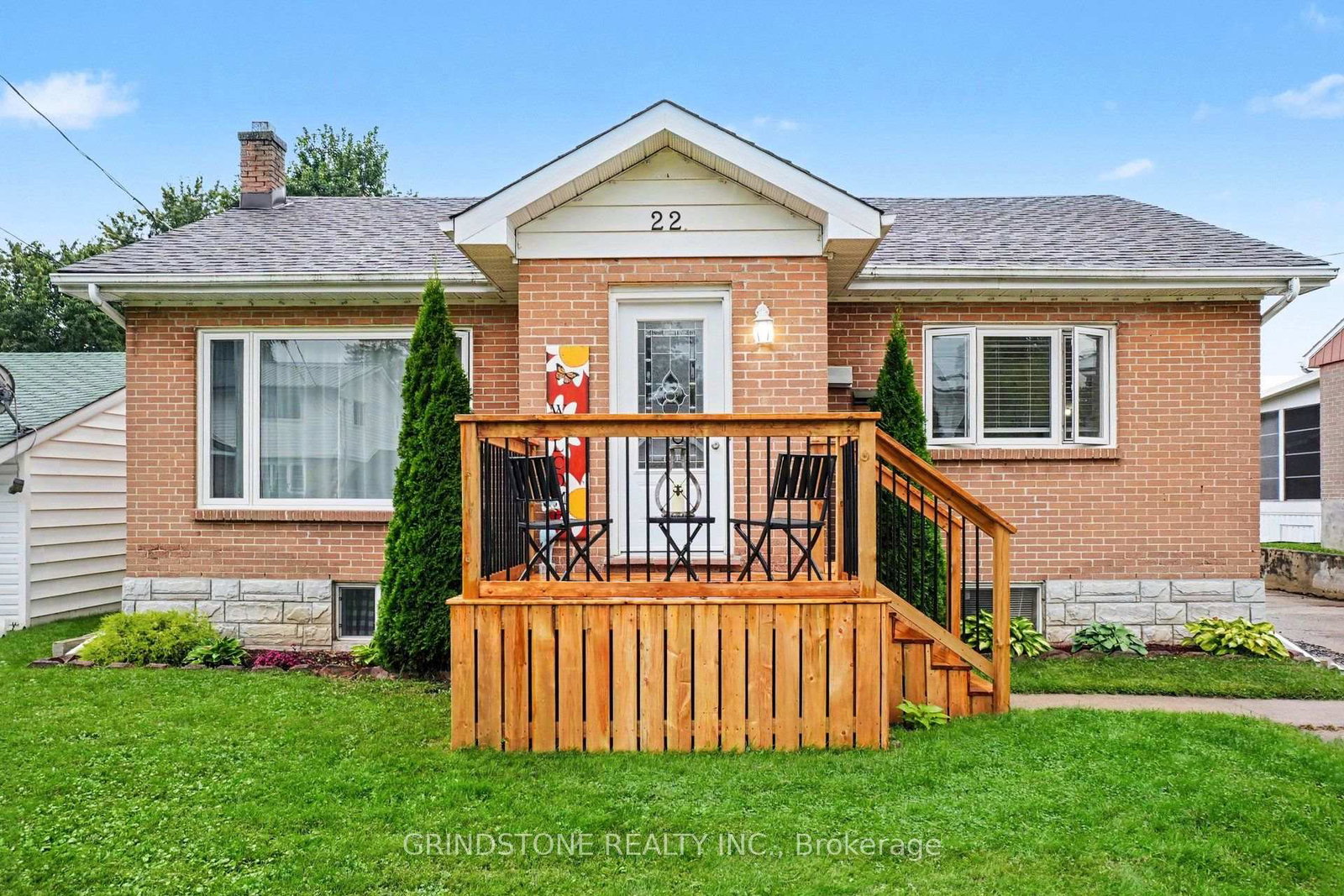 22-greig-street-smiths-falls-ontario-x13773166