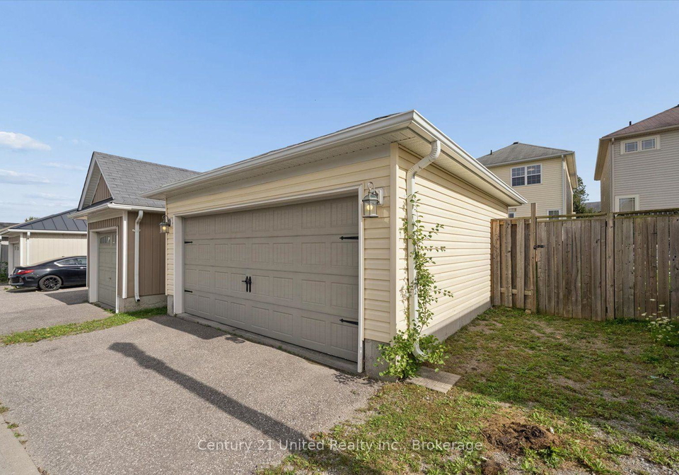 253-bowen-drive-peterborough-ontario-x13773240