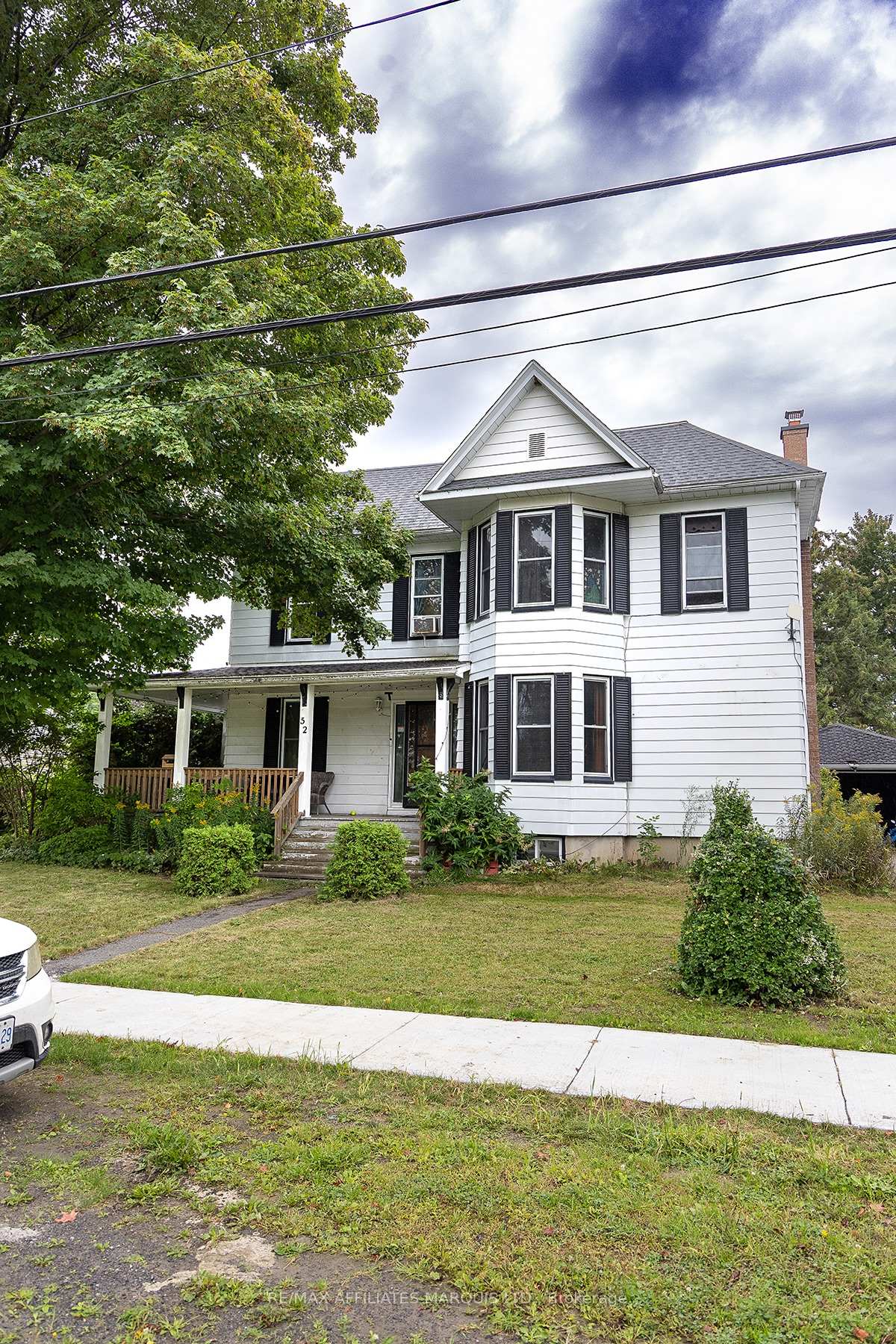 52-beach-avenue-south-dundas-ontario-x13773290