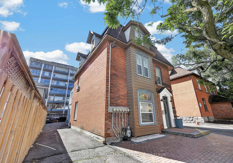 438-lewis-street-ottawa-ontario-x13773320