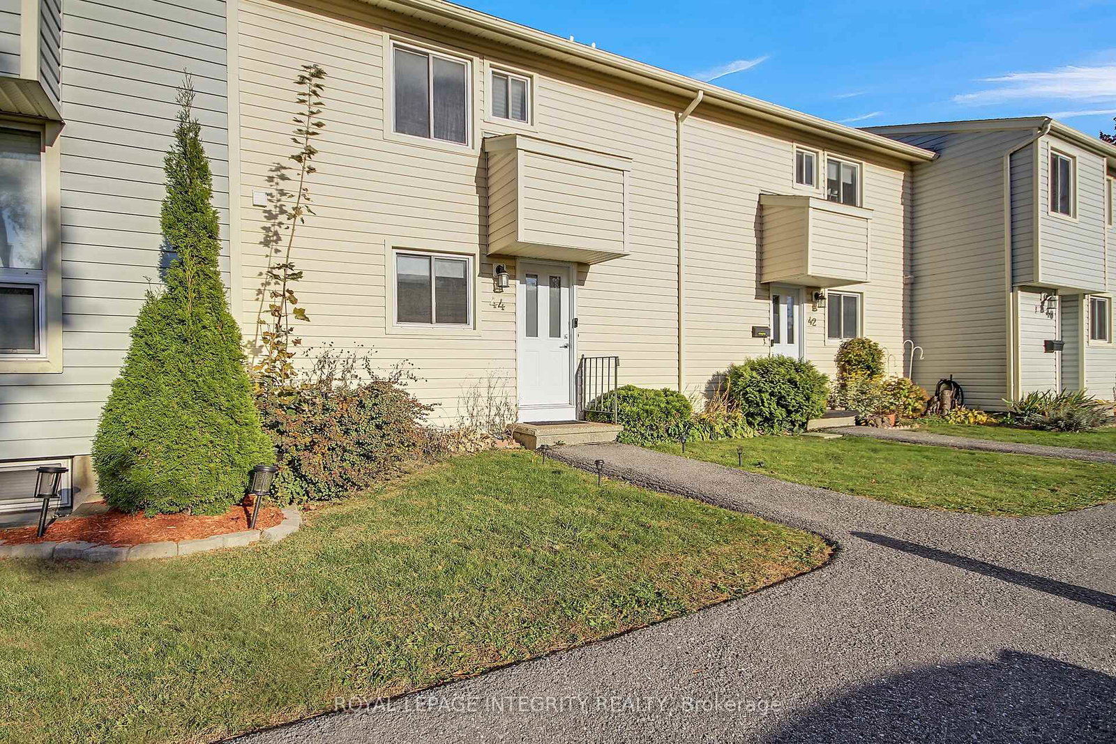 44-thistledown-court-ottawa-ontario-x13773362