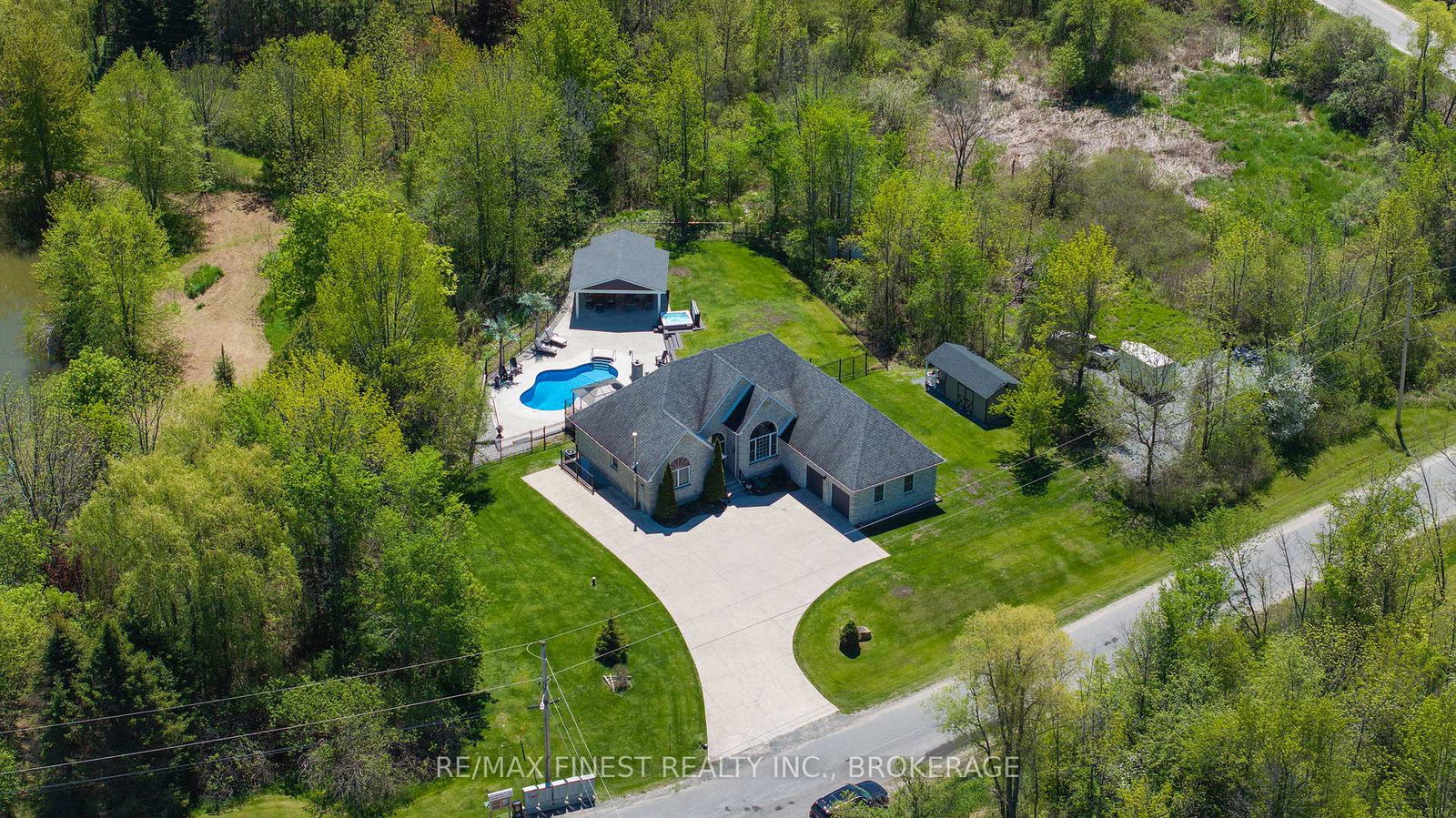 1747-hitchcock-drive-frontenac-ontario-x13773376