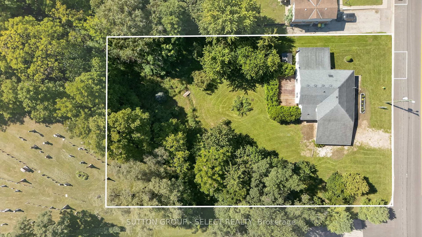 1825-longwoods-drive-southwest-middlesex-ontario-x13773568