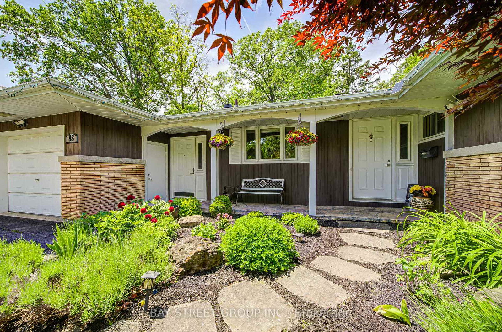 88-marsdale-drive-st-catharines-ontario-x13773588
