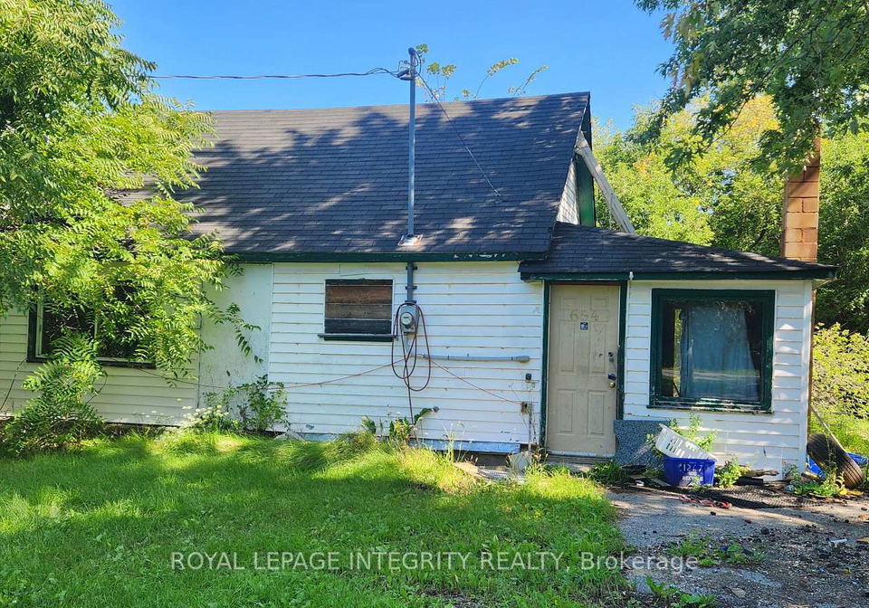 654-ramsay-conc-4a-road-mississippi-mills-ontario-x13773596